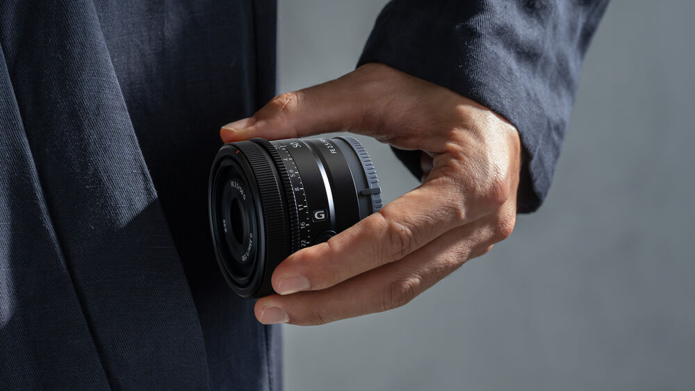 Sony FE 40mm F/2.5 G