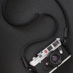 DEADCAMERAS Correia Classic - Preto/Dot Vermelho