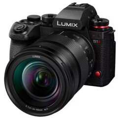 PANASONIC LUMIX S1 II  + S 24-105mm f/4 Macro OIS
