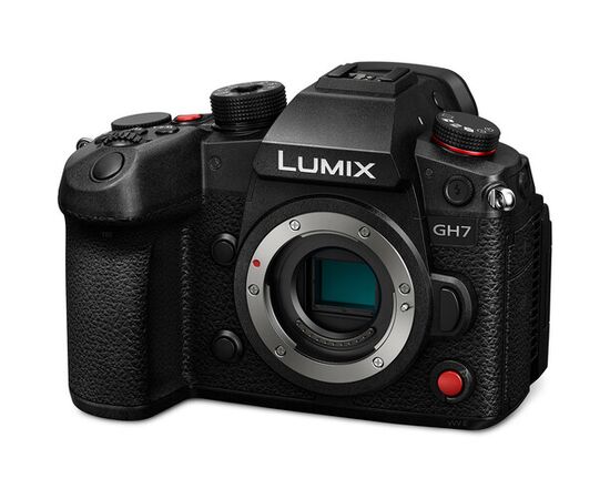 PANASONIC LUMIX GH7PANASONIC LUMIX GH7 + Leica DG 12-60mm f/2.8-4 ASPH. POWER O.I.S.