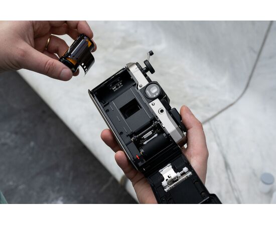 PENTAX 17