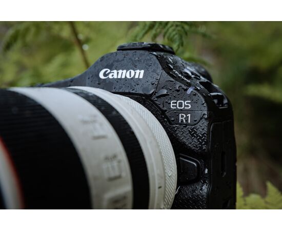 CANON EOS R1