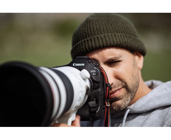 CANON EOS R1