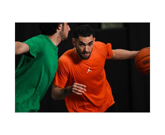 NIKON Nikkor Z 70-180mm f2.8
NIKON Nikkor Z 70-180mm f2.8