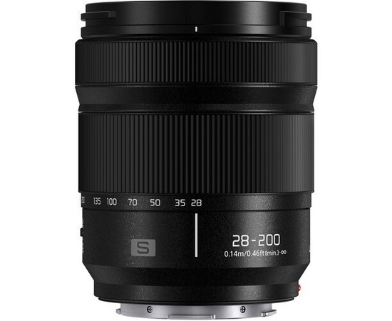 PANASONIC Lumix S5 II X  +  Lumix S 28-200mm f4-7.1 Macro OIS