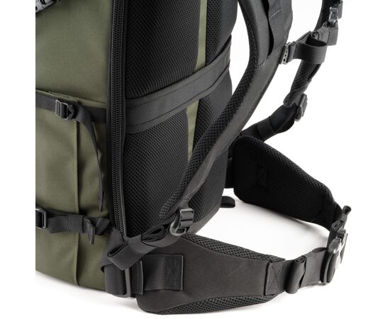 THINKTANK Mochila DarkLight 20L