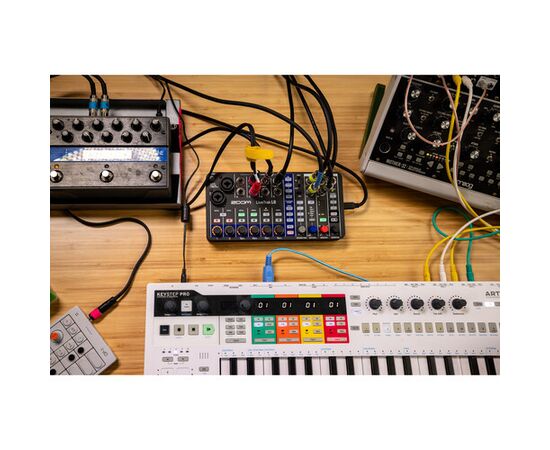 ZOOM LiveTrack L6