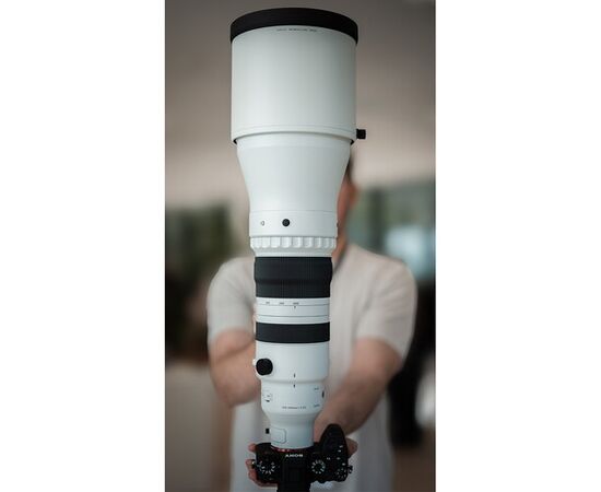 SIGMA 300-600mm f/4 DG OS Sports