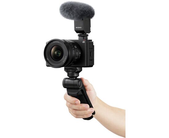 SONY FE 16mm f/1.8 G