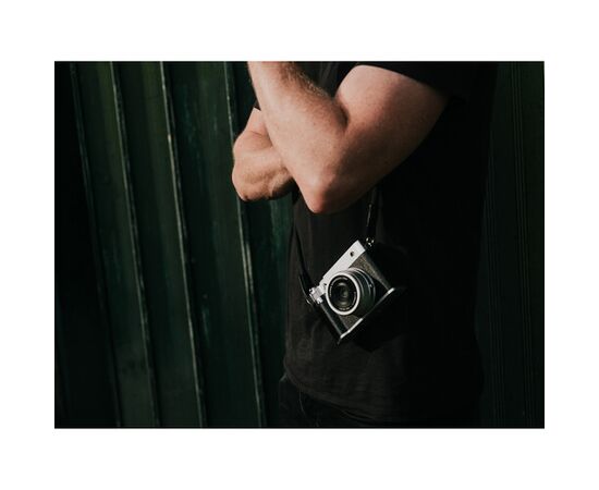 FUJIFILM GFX 100RF - Prata