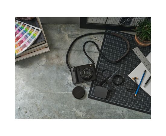 FUJIFILM GFX 100RF - Preto