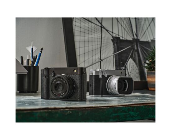 FUJIFILM GFX 100RF - Preto