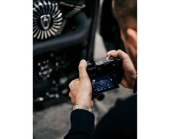 FUJIFILM GFX 100RF - Preto