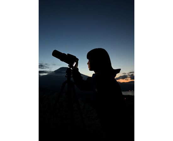 NIKON Coolpix P1100