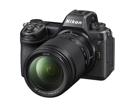 NIKON Z6 III + 24-200mm f/4-6.3