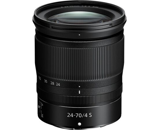 NIKON Z fc + 24-70 f/4 S