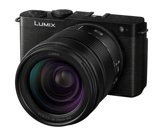 PANASONIC LUMIX S9 + S 28-200mm f/4-7.1