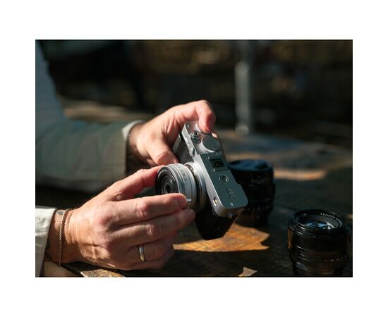 FUJIFILM X-E5 - Corpo (Prata)