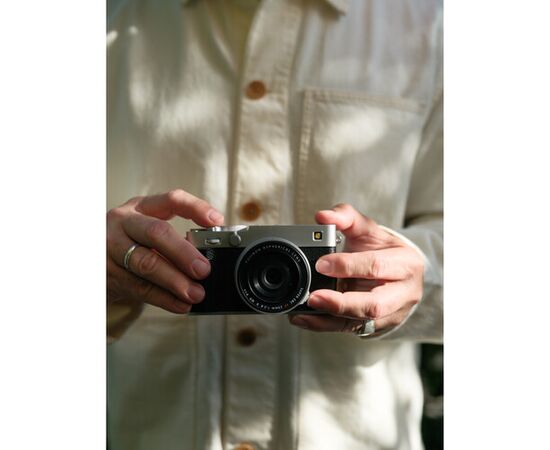 FUJIFILM X-E5 - Corpo (Prata)