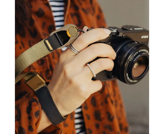 PEAK DESIGN Correia de Pulso Cuff - KelpPEAK DESIGN Correia de Pulso Cuff - Kelp