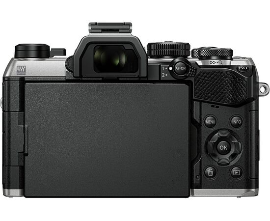 OM SYSTEM OM-5 Mark II  + 14-150mm f/4-5.6 II - Prata