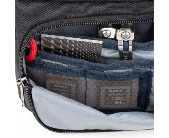 THINK TANK Bolsa de Ombro Mover 20 - Cinza