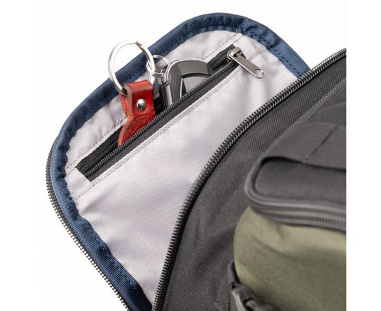 THINKTANK Mochila DarkLight 14L - Verde