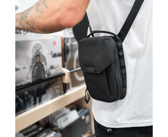 Wandrd X1 Bolsa Transversal Pequena - Preto