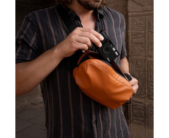 WANDRD Bolsa de Ombro D1 Fanny - Sedona Orange