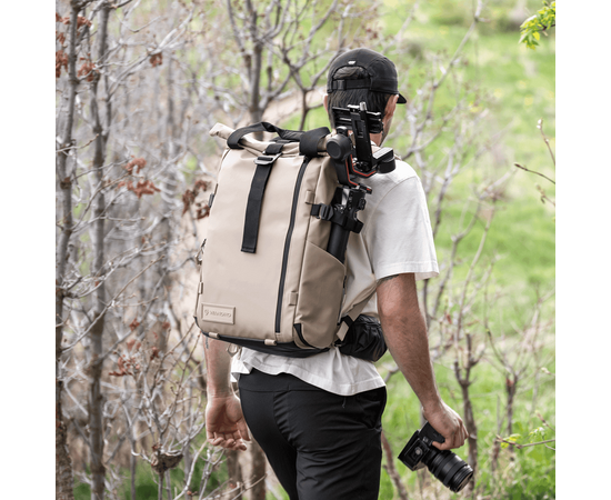 WANDRD Mochila de Viagem + Bolsa Organizadora PRVKE 21L - Yuma Tan