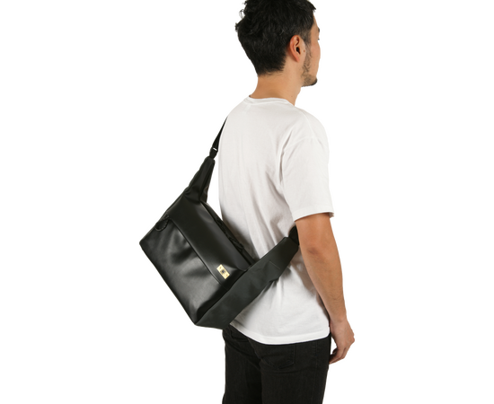 ARTISAN&ARTIST Bolsa de Ombro Couro ACAM-BS0002