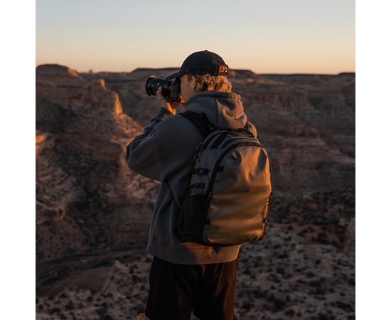 WANDRD STRATUS Photo 18L - Verde Wasatch