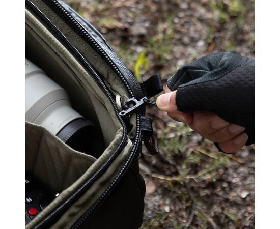 PGYTECH Mochila OnePro Flex 30L + Camera Insert M - Preto