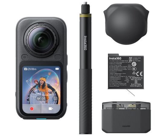 INSTA360 X6 -  Essentials Bundle