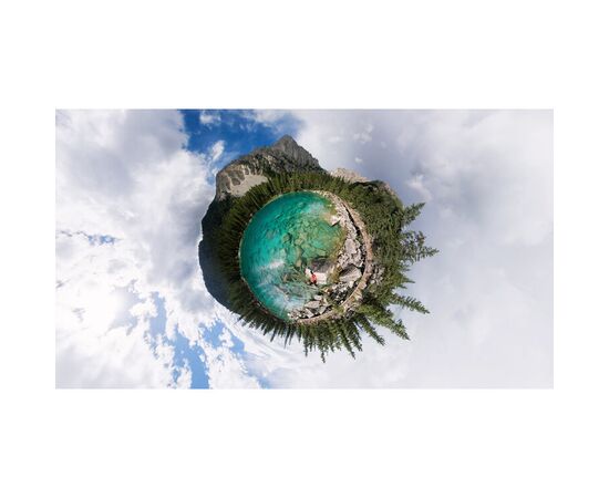 INSTA360 X6 -  Essentials Bundle INSTA360 X6 -  Essentials Bundle