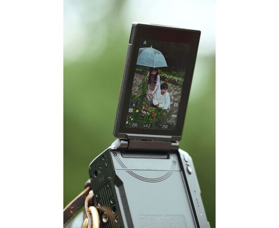 NIKON Z5 IIC Preto - Corpo