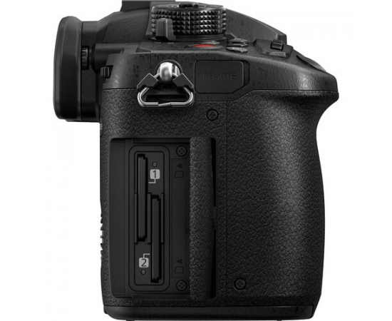 PANASONIC LUMIX DC-GH5 II - Corpo